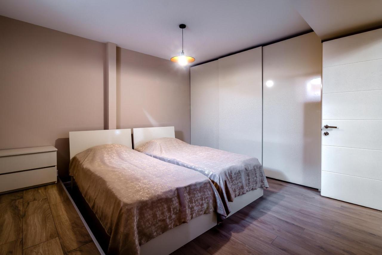 Modern Apartment In Old Tiflis Exterior foto