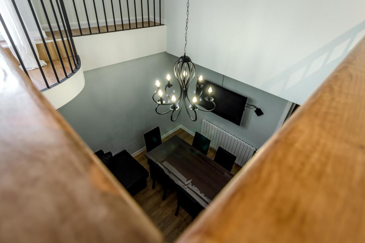 Modern Apartment In Old Tiflis Exterior foto